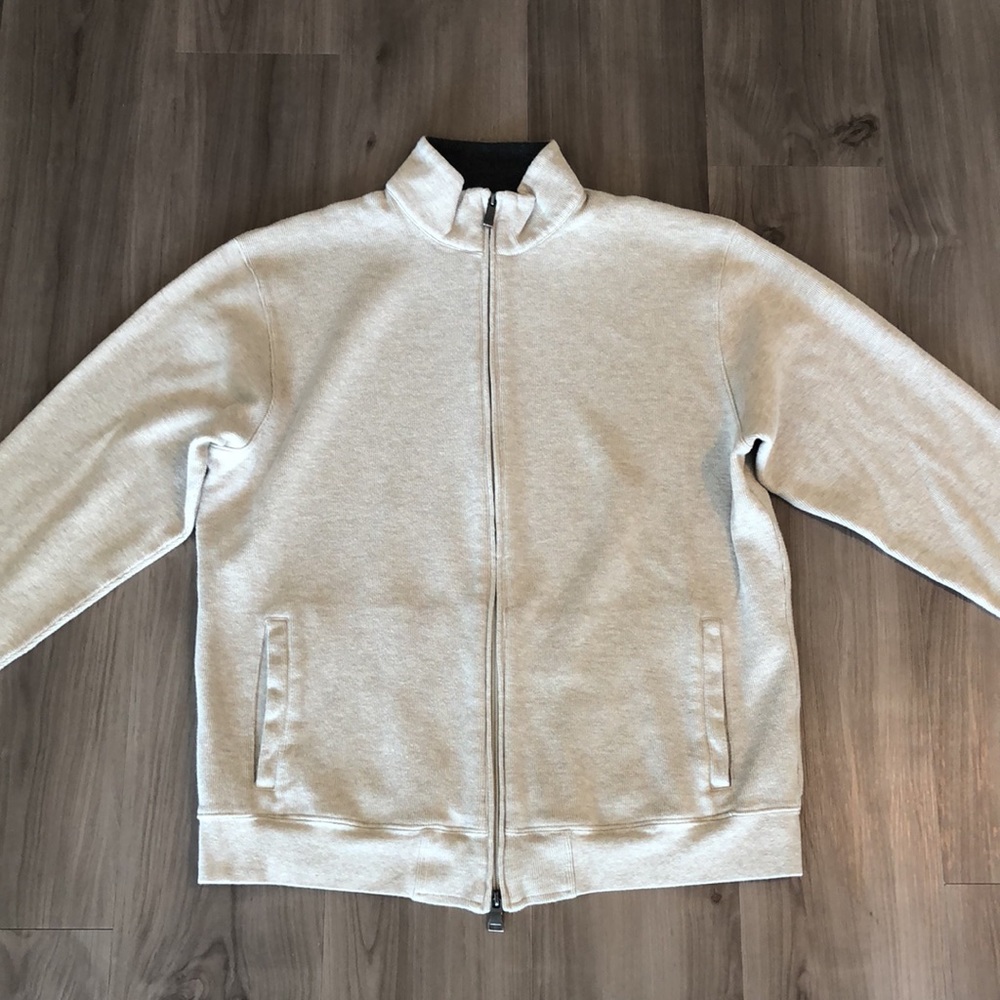 Mens Kenneth Roberts Platinum full zip. Tan. Size large. Excellent condition.